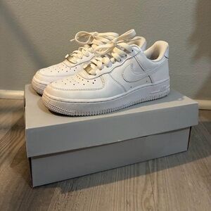 Women’s Nike Air Force 1 ‘07